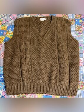 VTG 70s Calvin Klein Handknit 100% Wool Sweater Vest Brown Prep Retro Grandpa LG